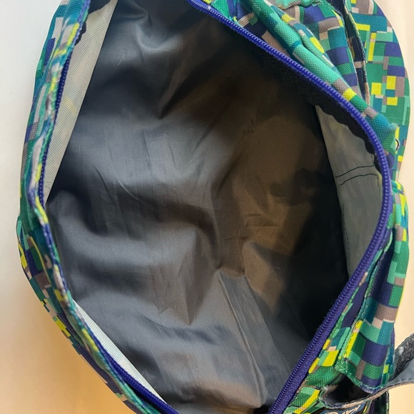 Kavu Geometric Rope Sling Nylon Block Print Backpack Crossbody Backpack EUC - Picture 11 of 13